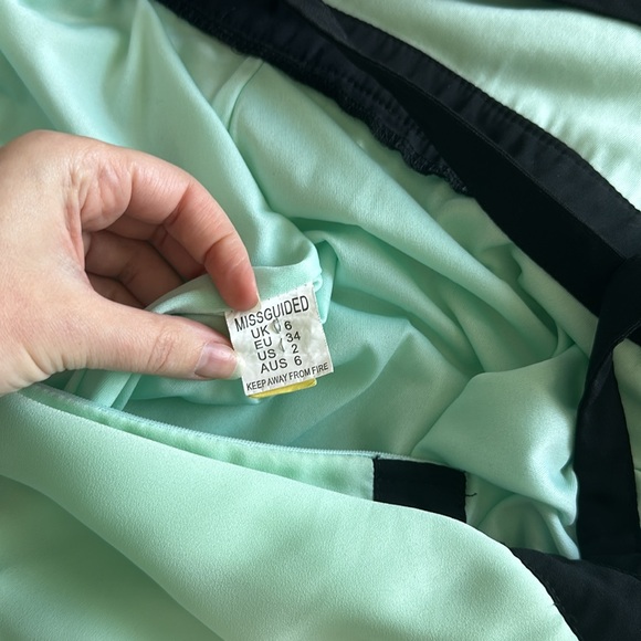 Missguided Green Gown - Picture 8 of 8